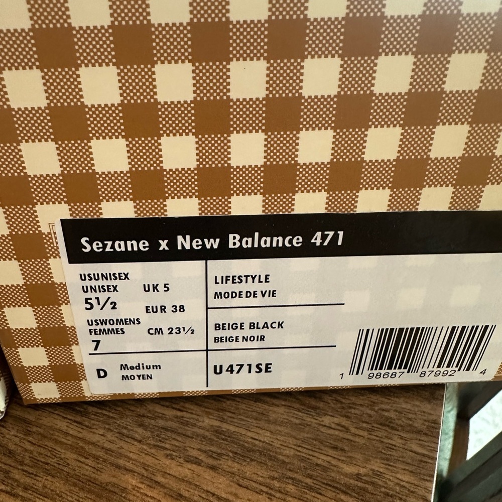 Sezane New Balance sneakers - Picture 2 of 3